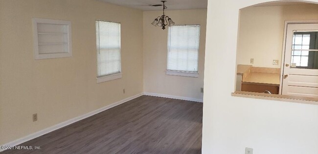 Building Photo - 3415 FL-16