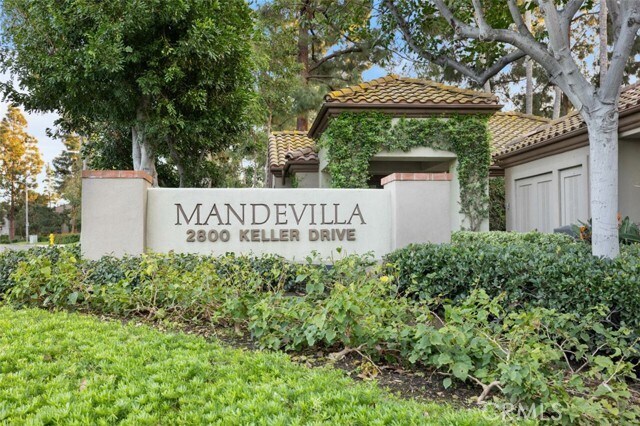 Foto del edificio - 2800 Keller Dr