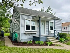 Building Photo - 20608 Avalon St