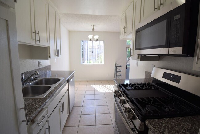 Foto del edificio - 11315 Moorpark St