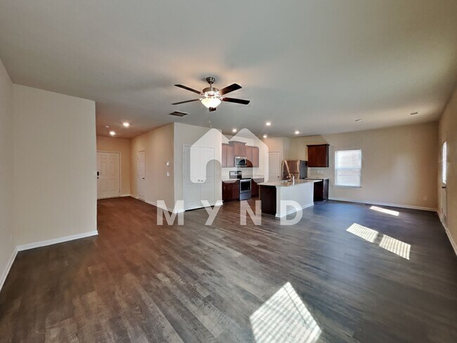 Foto del edificio - 3235 Ridge Hill Pkwy