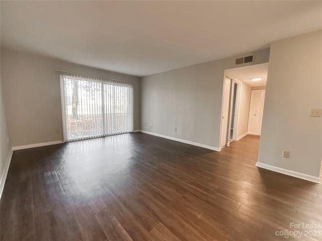 Foto del edificio - 338 Orchard Trace Ln