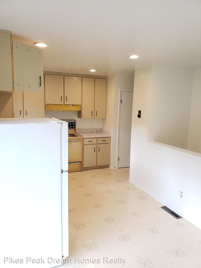 Building Photo - 3 br, 2 bath House - 1301 North 31 Street