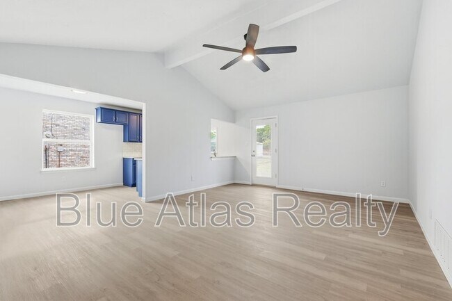 Foto del edificio - 1547 Oakbrook St