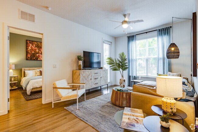 1HAB, 1BA - 727 ft² - Jefferson Lake Howell