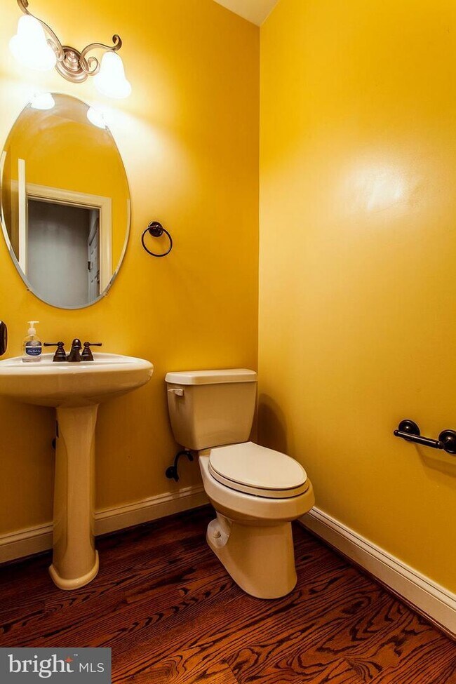 Foto del edificio - 1824 Webster St