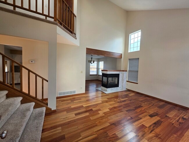 Building Photo - 7664 Halleys Dr