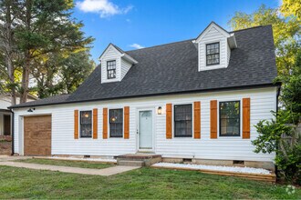 Building Photo - 107 Briar Ln