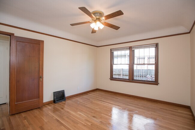 Dining room - 2628 Northeast Ainsworth Street