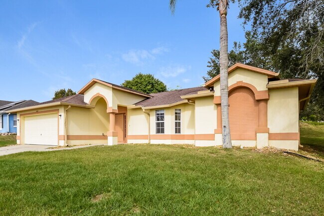 Foto del edificio - 10433 Calle De Flores Dr