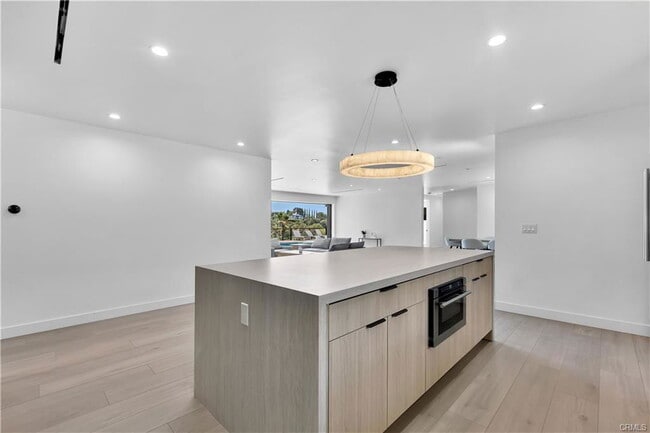 Foto del edificio - 17072 Oak View Dr