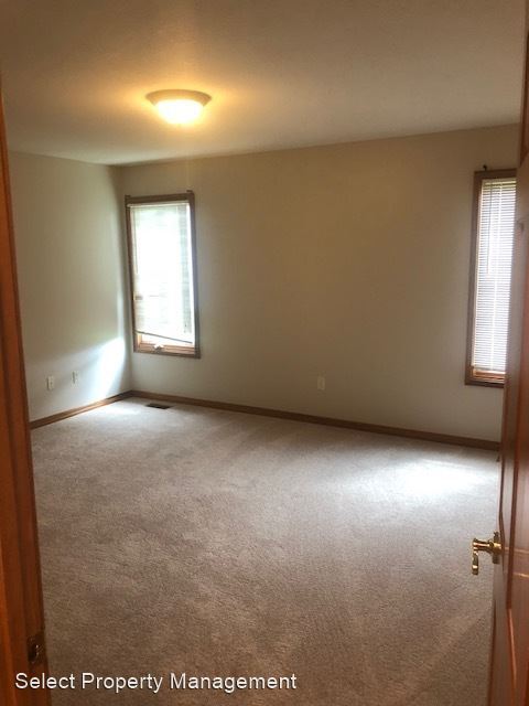 Building Photo - 3 br, 2 bath House - 1412 Brenton Glens Drive