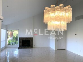 Building Photo - 2950 Escoba Dr