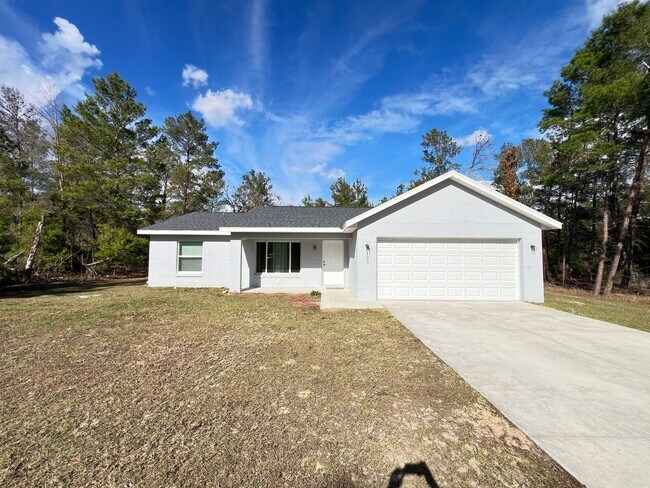 Building Photo - BEAUTIFUL 3 BD/2BA Home in Ocklawaha!!
