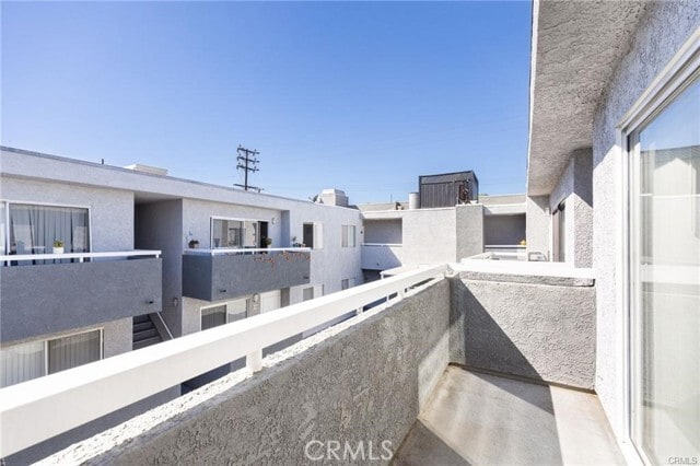 Building Photo - 4406 Cahuenga Blvd