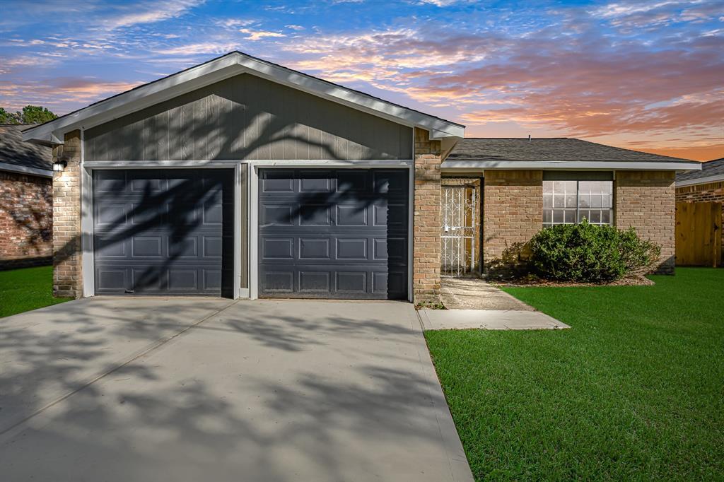 8710 Valley Meadow Dr, Houston, TX 77078 House Rental in Houston, TX
