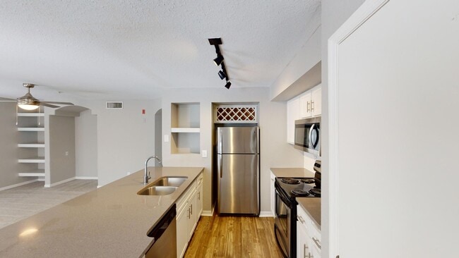 Interior Photo - Arbors at Maitland Summit