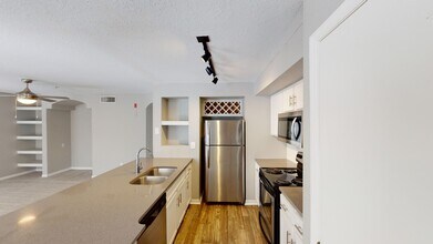 Interior Photo - Arbors at Maitland Summit