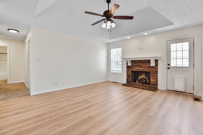 Foto del edificio - 3738 Suiter Rd