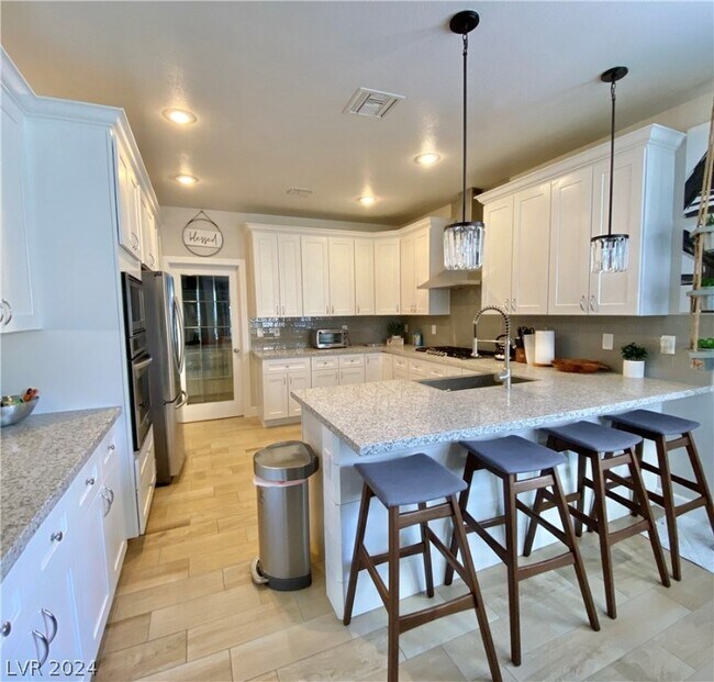 Building Photo - 2069 Summer Blossom Ct