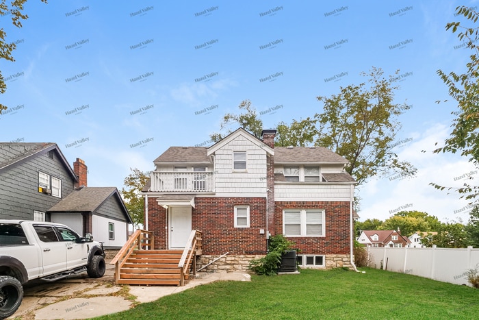 Foto principal - 1115 E 76th St