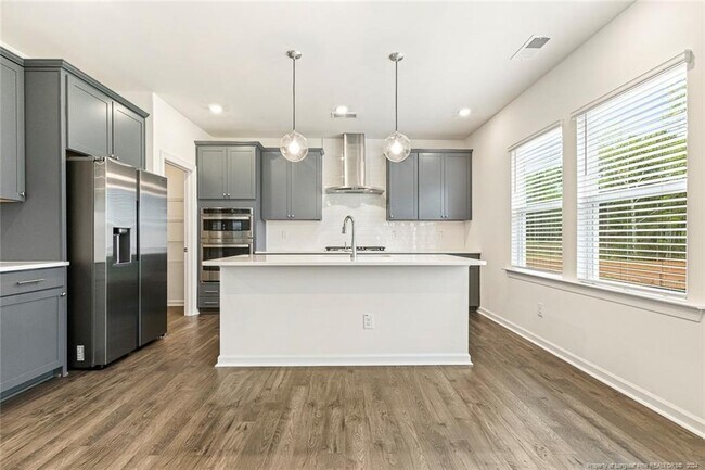 Foto del edificio - 166 Hickory Grv Dr