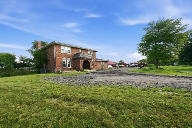 Building Photo - 25821 S Willow Creek Ln