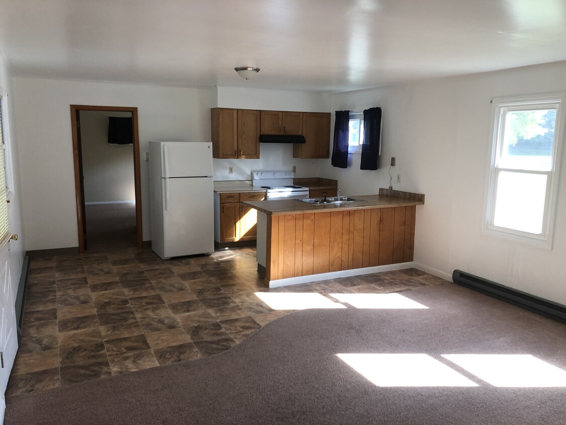 Kitchen/ living room - 6659 NY-32