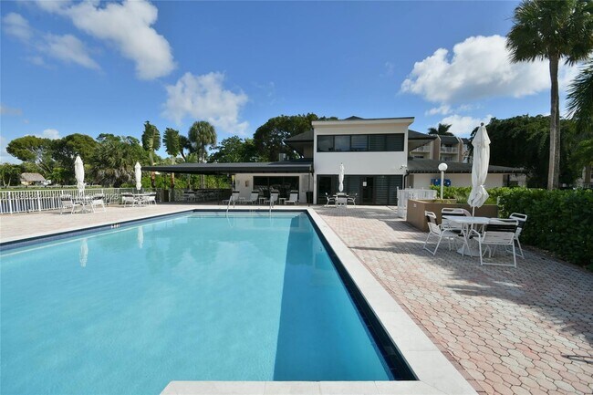 Building Photo - 7707 SW 86th St