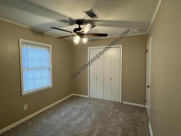 Foto principal - 5507 Division St