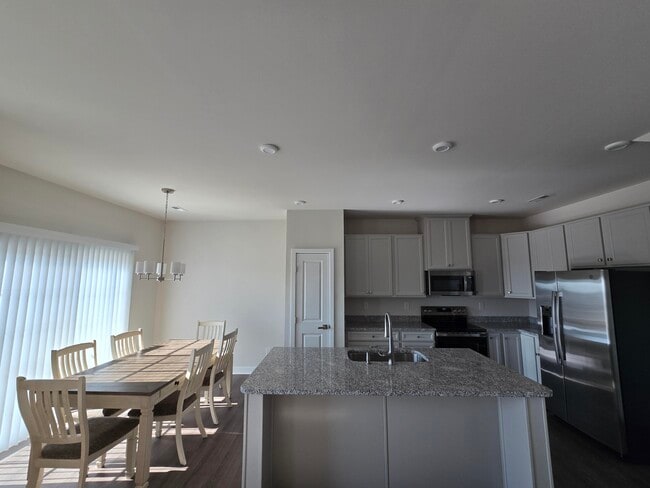 Foto del edificio - 7321 Childress Dr SW