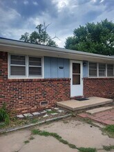 Building Photo - 507 N Eby St