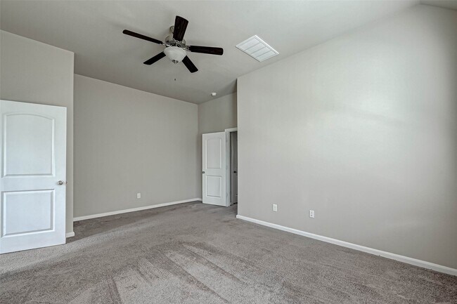 Foto del edificio - 315 Biltmore Loop