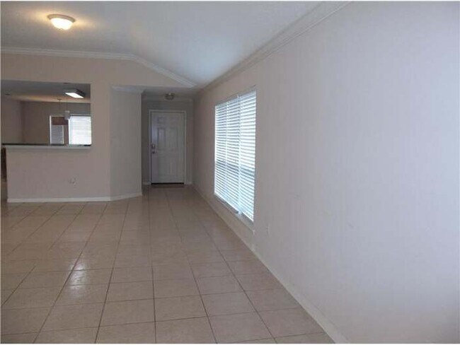 Foto del edificio - 2213 N Village Green St