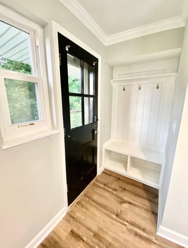 cubby - 1728 Northwest Blvd