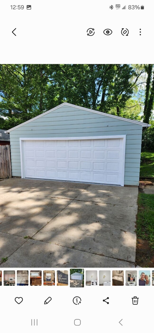 Garage - 2217 Stone St