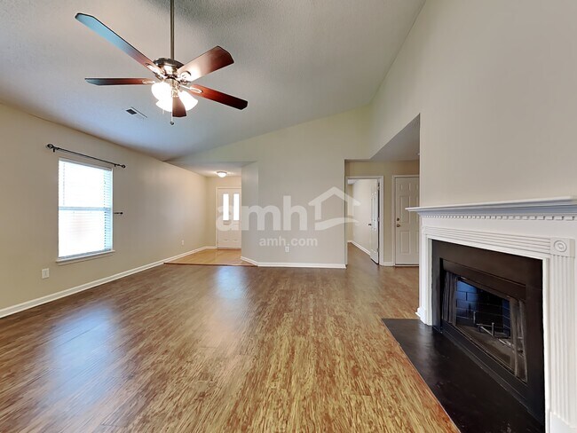Building Photo - 108 Elbow Cir