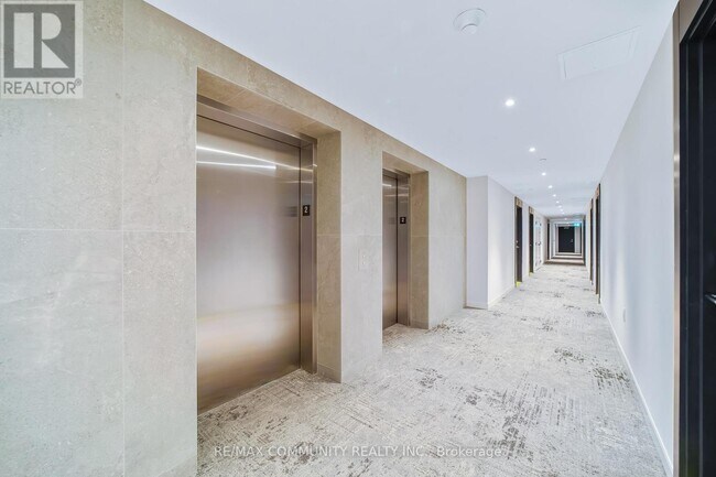 Photo du bâtiment - 7439 Kingston Rd