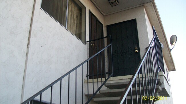 Foto del edificio - 2228 I Ave