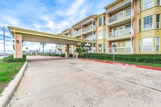 Building Photo - 6300 Seawall Blvd