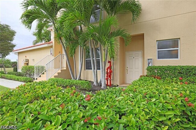 Foto del edificio - 13225 Silver Thorn Loop