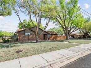 Building Photo - 4012 Auburn Ave W
