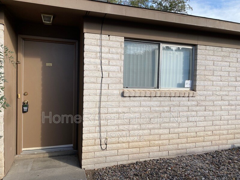 9716 Comanche Rd NE Unit B, Albuquerque, NM 87111 Condo for Rent in