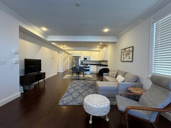 Foto del edificio - 525 E 2nd St