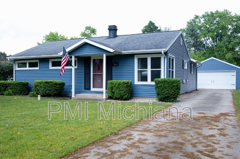 Foto principal - 54616 27th St
