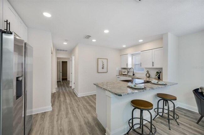 Foto del edificio - 3066 8th St N