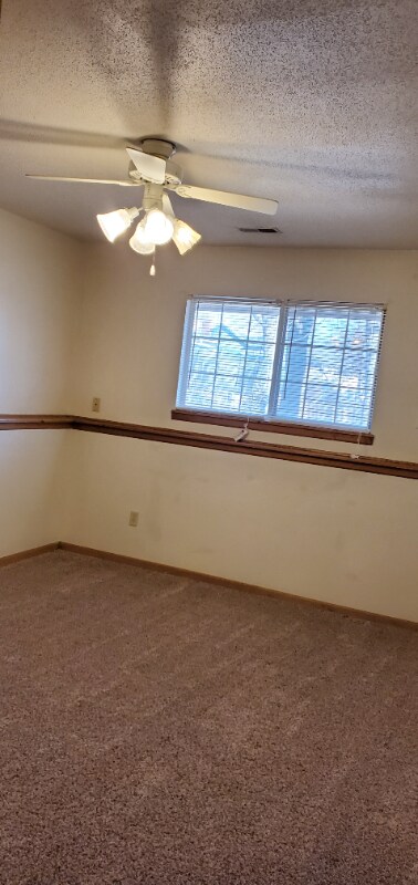 Foto del edificio - 403 SW Joy Ct