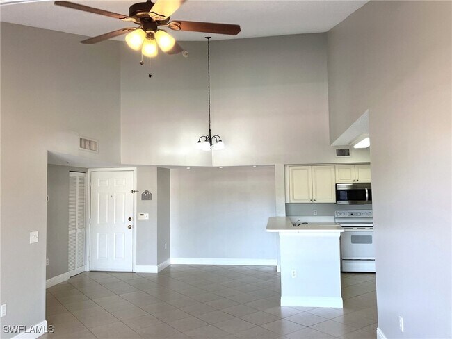 Foto del edificio - 1210 Wildwood Lakes Blvd