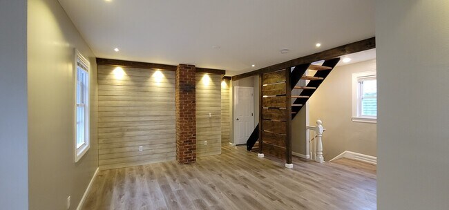 Foto del edificio - 37 Delaware Ave