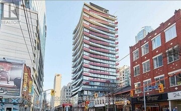 Building Photo - 215 Queen St W